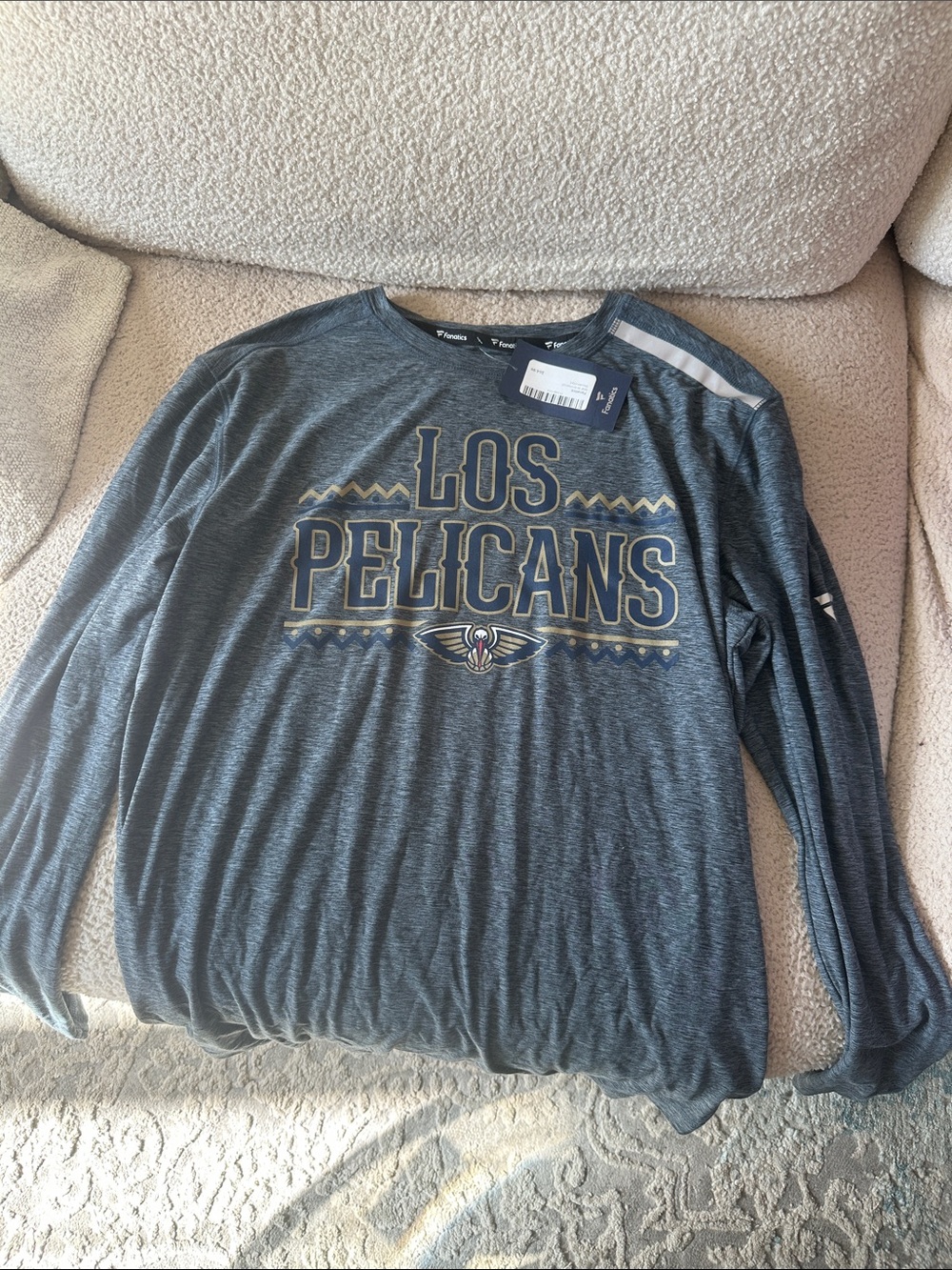 Los Pelicans Long-Sleeve Team Tee - Dark Gray
